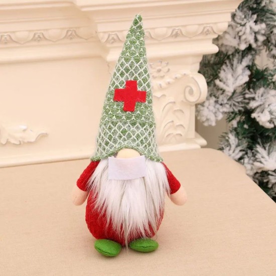 CHRISTMAS DOCTOR & NURSE GNOME